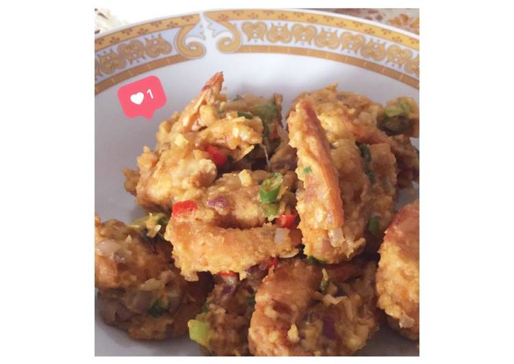 Cara Membuat Udang Telur Asin yang Nikmat