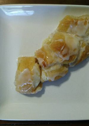 A picture of Lemon Cream Cheese Crescent Ring.