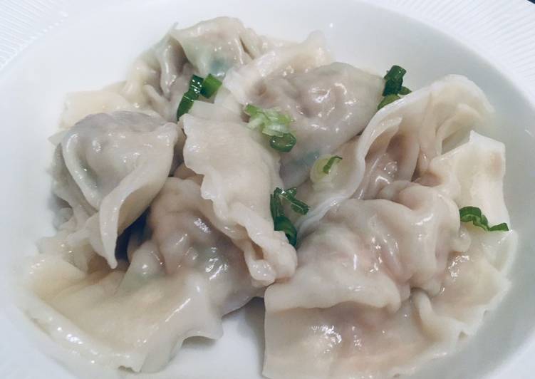 Recipe: Perfect Homemade pork and cabbage dumpling 🥟