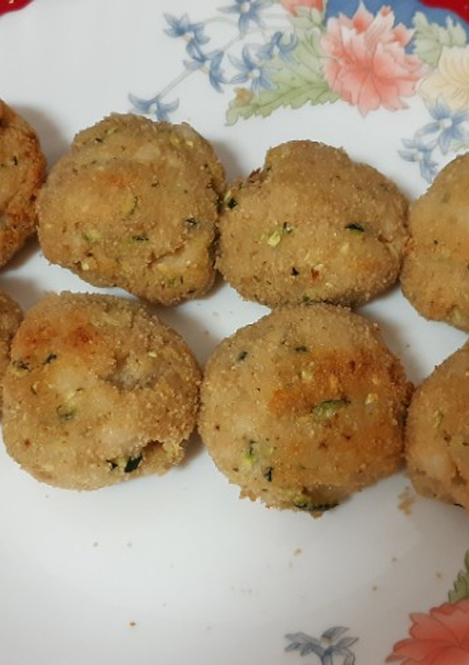 Una foto de Bolitas de pescadilla y calabacín en airfryer
