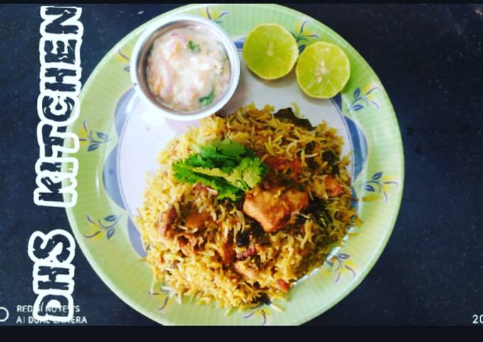 Hyderabad Chicken Dum Briyani