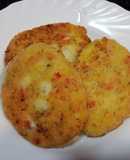 Bolas de patata con pimiento rojo