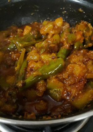 A picture of Gur kaddu ki sabzi.