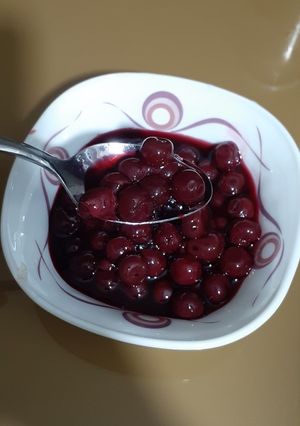 عکسی از دستور کمپوت آلبالو 😋