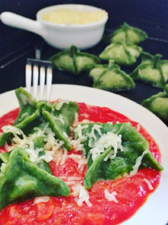Una foto de Fagottini de espinacas rellenas