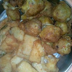 Fried yam & yam balls A picture of Fried yam & yam balls.