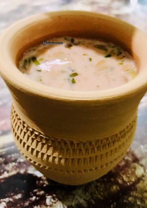 A picture of Kashmiri matka tea.