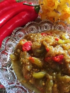 عکسی از دستور خوراک بادمجان کبابی تند و آتشین