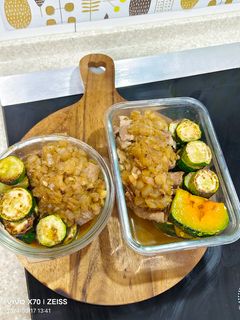 低醣洋蔥豬梅花便當菜 的食譜成品照片