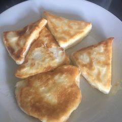 A picture of Fried feta cheese.