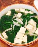 Canh tần ô (cải cúc) nấu nấm đậu hũ