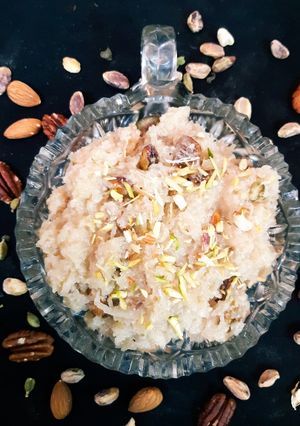 A picture of Mooli ka Halwa.