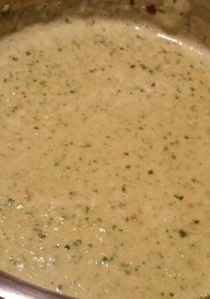 A picture of Roasted Pepper Cream Sauce.