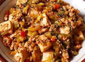 Foto resep Tumis sawi asin tahu daging giling