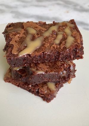 Une photo de Brownie fondant au caramel au beurre salé
