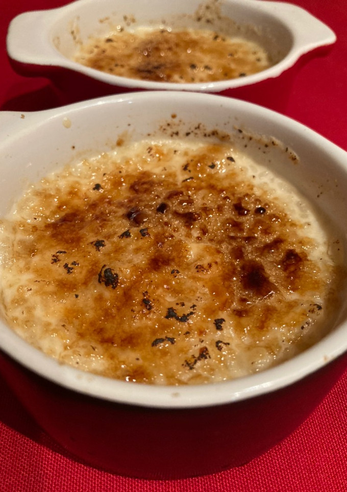 Una foto de Arroz con leche cremoso