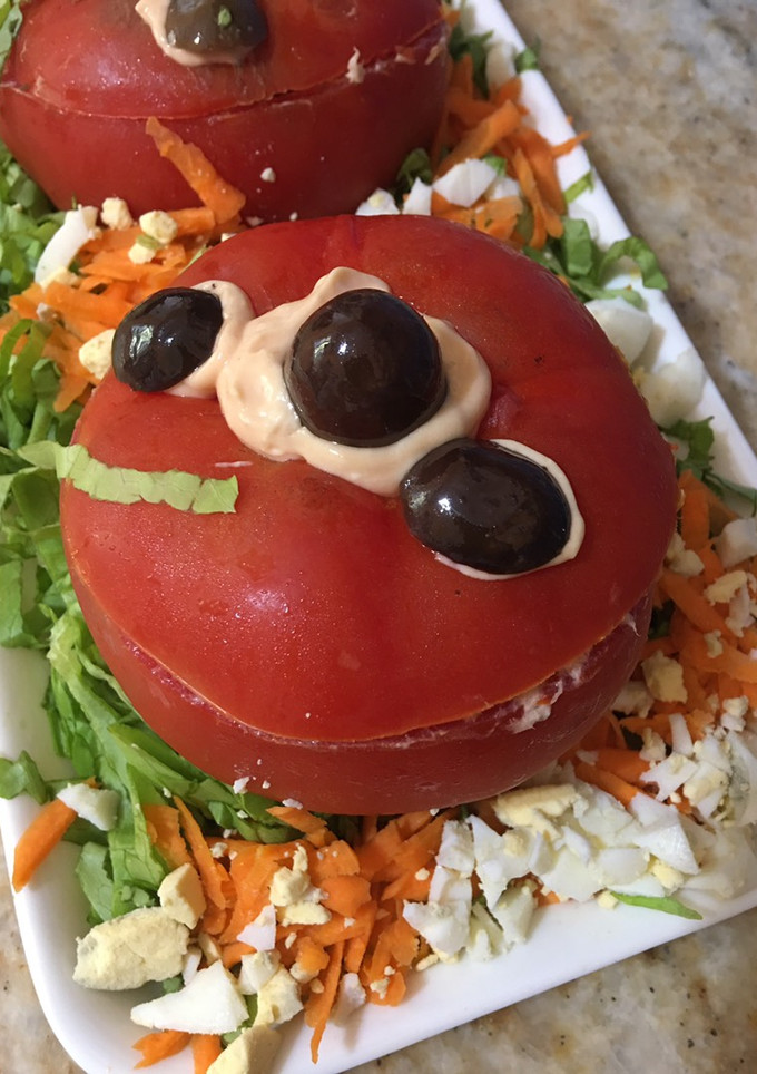 Una foto de Tomates rellenos 🍅