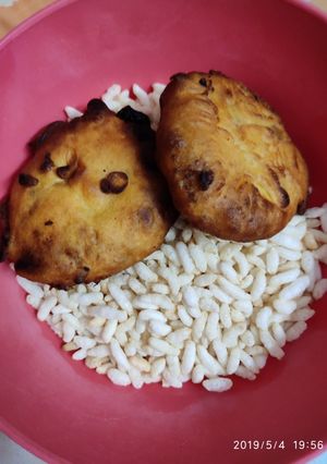 A picture of Potato chop or pakora.