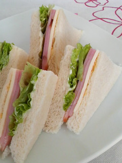A picture of ✿Ham and Cheese Sandwich✿.