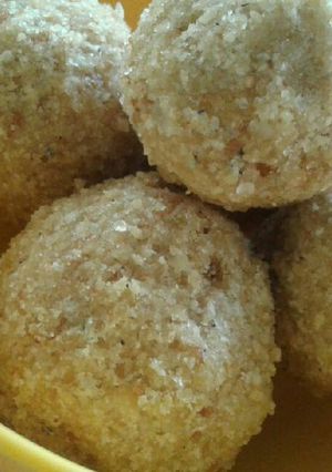 A picture of Bhog ke laddu.