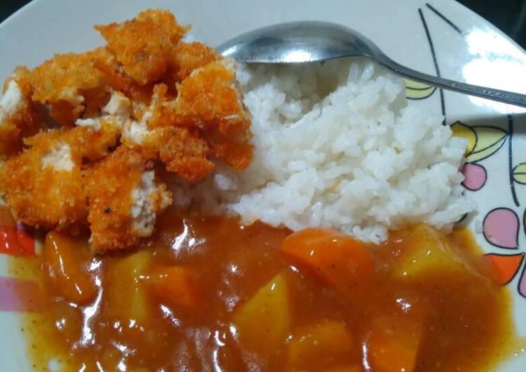 Cara Diet AppetizingCurry rice with chicken katsu
