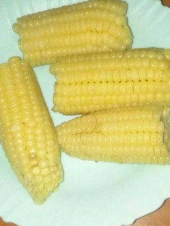 A picture of Boiled Maize with butter.