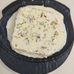 A picture of RABDI (malai) CAKE.