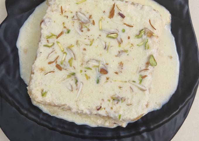 Recipe of Super Quick RABDI (malai) CAKE