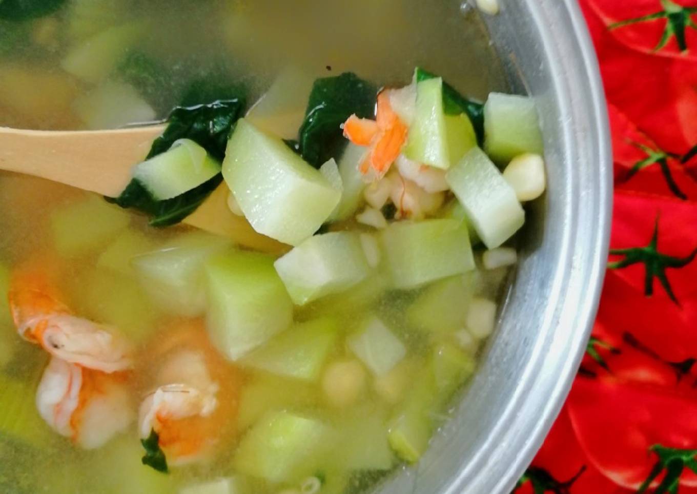 Sopa de camarones y verduras🦐🥣🥬