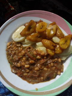 A picture of Bake beans sauce.