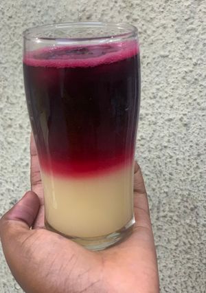 Zobo and pineapple mocktail ainihin hoton girkin