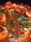 Camarones en salsa de tomates cherry 