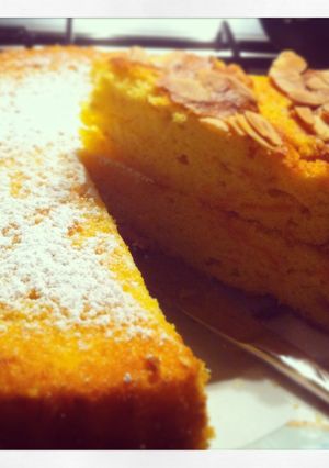 Una foto de Tarta de albaricoques y almendras 