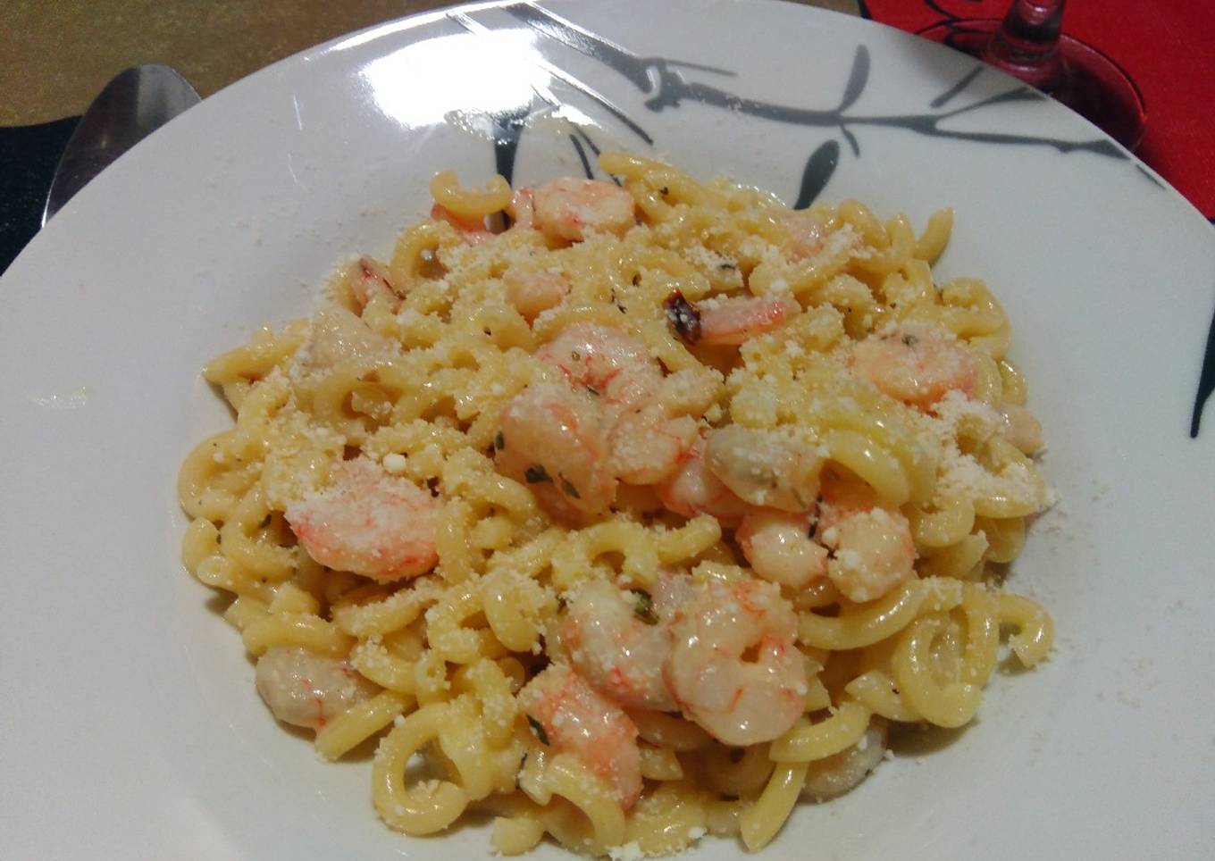 Pasta para Fideuà a la carbonara con gambas