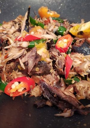 Foto resep Ikan tongkol suwir pedas