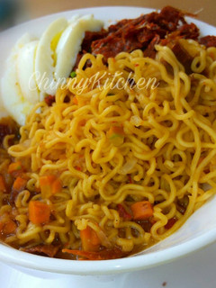 A picture of Pepper soup noodles paired with shredded beef(kilishi).