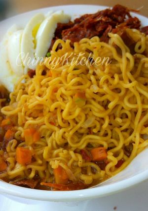 A picture of Pepper soup noodles paired with shredded beef(kilishi).