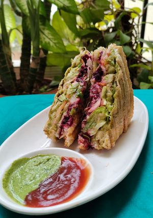 A picture of Beetroot sandwich.