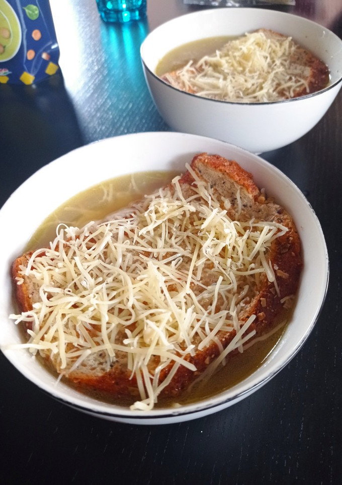 Una foto de Mambo // Sopa de Cebolla