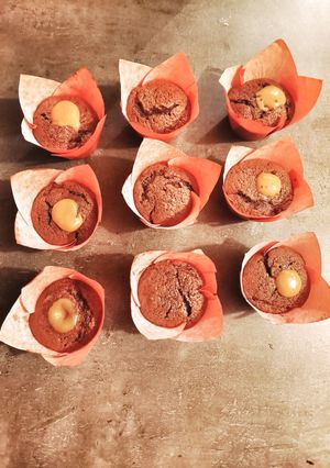 Une photo de Muffins au caramel coulant