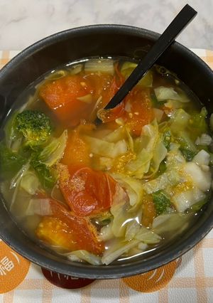A picture of Seafood medley veggie soup.
