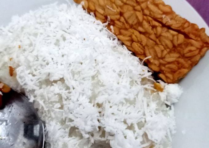 Resep Ketan urap tempe goreng Anti Gagal