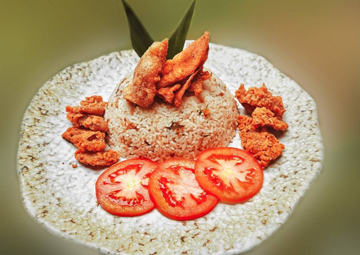 Nasi Hainan & Kulit Ayam Krispi