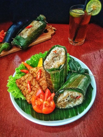 Langkah Mudah untuk Menyiapkan Resep Nasi Bakar Kandas Papui Terong yang Uenak Anti Ribet, Bikin Ngiler