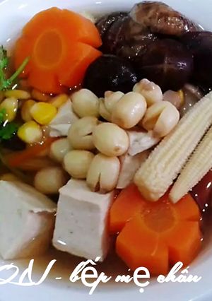 Hình của món Canh chay thập cẩm.