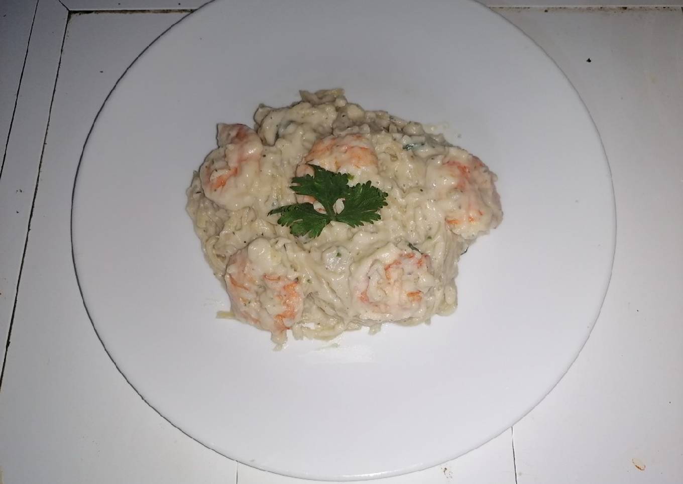 Spaghetti con camarones
