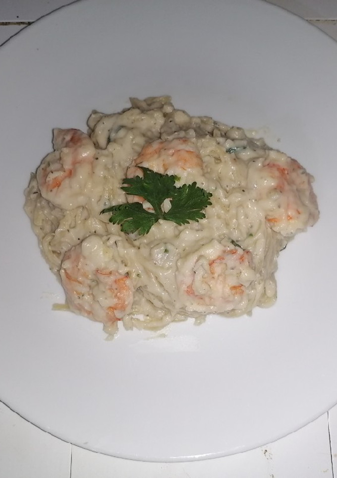 Una foto de Spaghetti con camarones