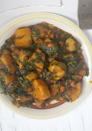 A picture of Porrige yam with carrot.