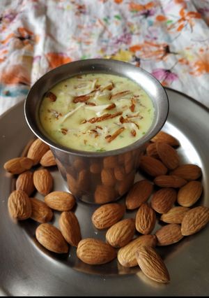 A picture of Milk Badaam.