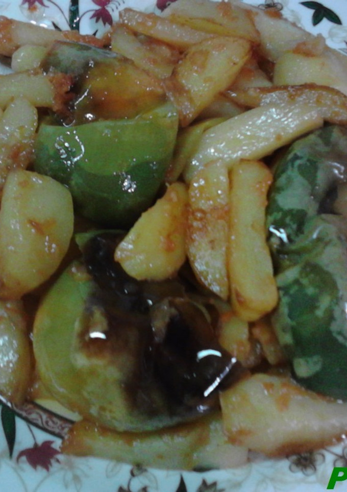 Una foto de Frito de bolas con patatas Cartagenero